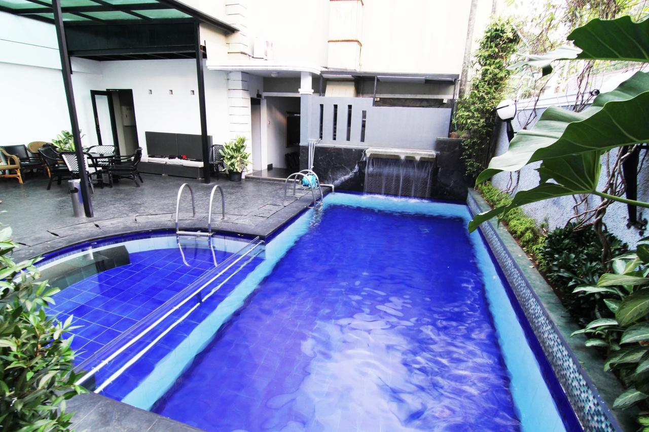 Geulis Boutique Hotel Bandung Extérieur photo