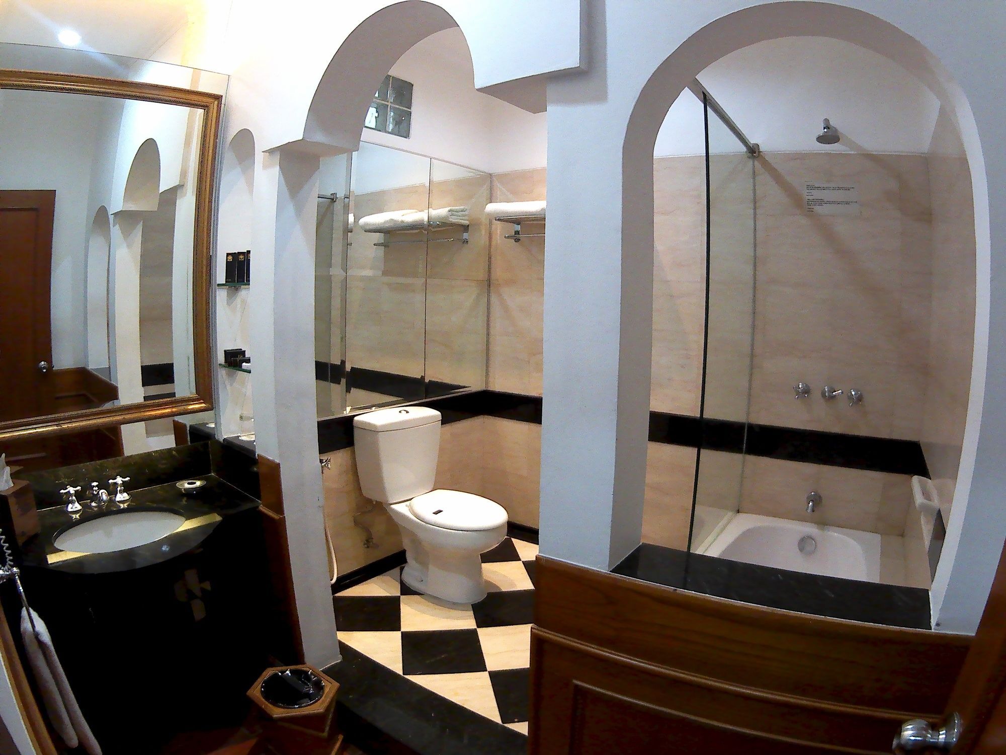 Geulis Boutique Hotel Bandung Extérieur photo